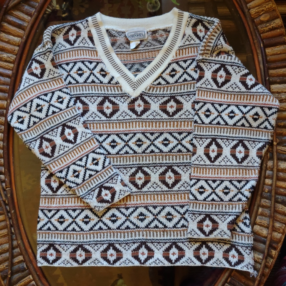 Vintage Aztec patterned knit style V neck sweater